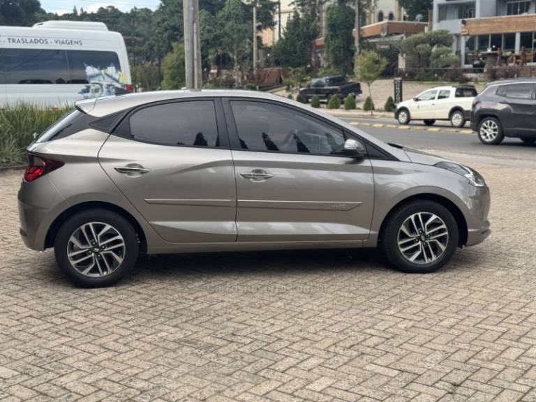 HYUNDAI - HB20 - 2020/2020 - Prata - R$ 85.900,00
