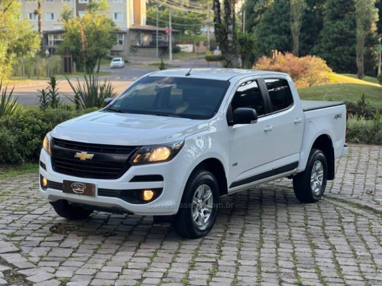 CHEVROLET - S10 - 2019/2020 - Branca - R$ 139.900,00