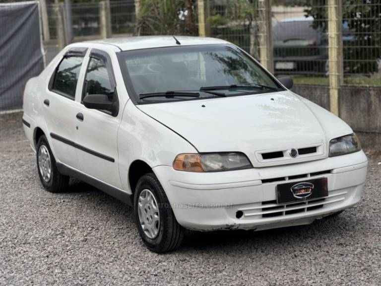 FIAT - SIENA - 2004/2004 - Branca - R$ 15.900,00