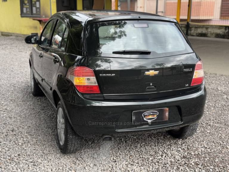 CHEVROLET - AGILE - 2010/2011 - Verde - R$ 36.900,00