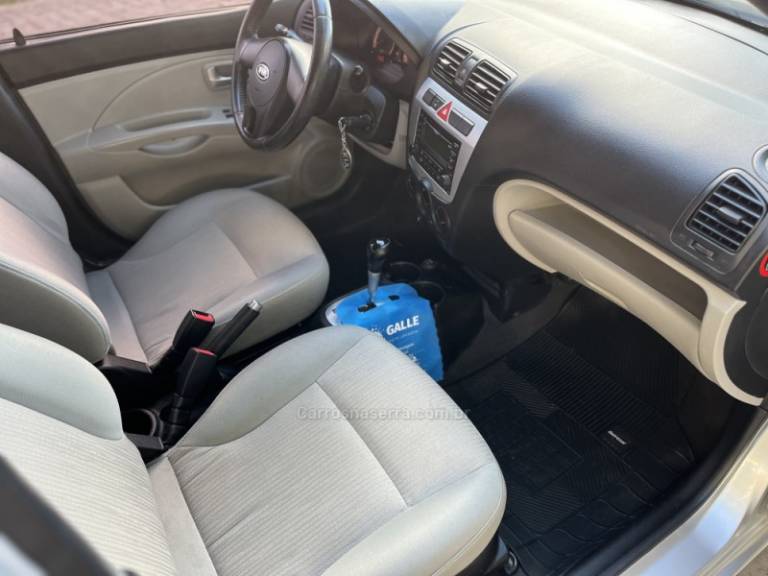 KIA MOTORS - PICANTO - 2009/2010 - Prata - R$ 33.900,00