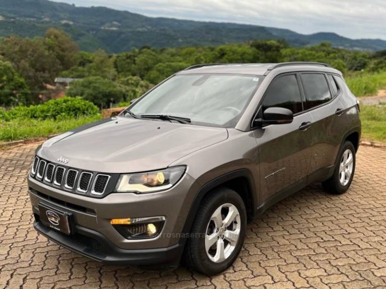 JEEP - COMPASS - 2016/2017 - Cinza - R$ 85.900,00