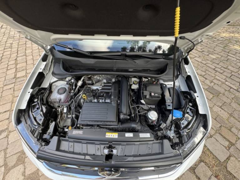 VOLKSWAGEN - T-CROSS - 2024/2025 - Branca - R$ 169.900,00