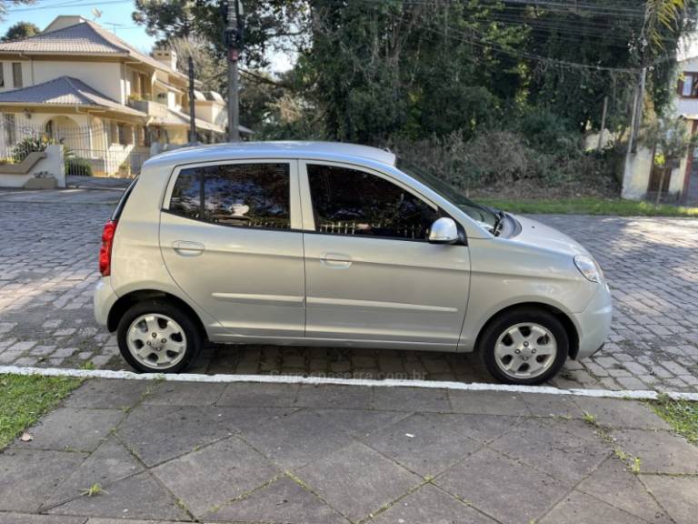 KIA MOTORS - PICANTO - 2009/2010 - Prata - R$ 33.900,00