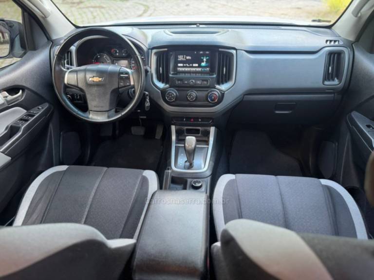 CHEVROLET - S10 - 2019/2020 - Branca - R$ 139.900,00
