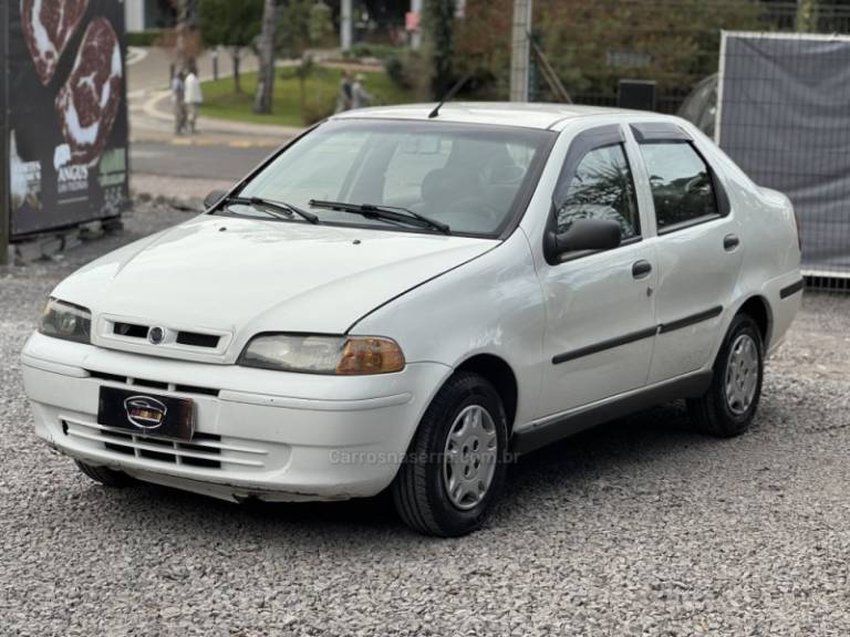 FIAT - SIENA - 2004/2004 - Branca - R$ 15.900,00