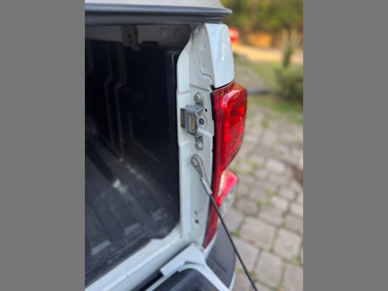 CHEVROLET - S10 - 2019/2020 - Branca - R$ 139.900,00