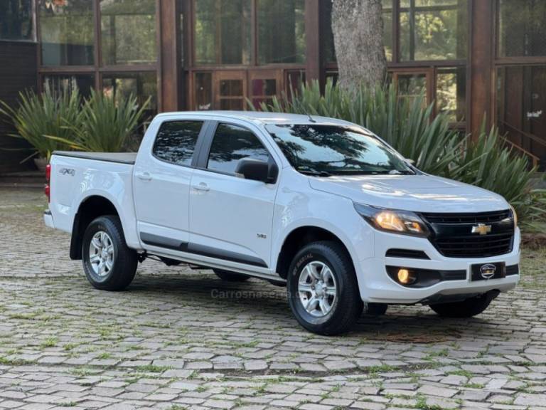 CHEVROLET - S10 - 2019/2020 - Branca - R$ 139.900,00