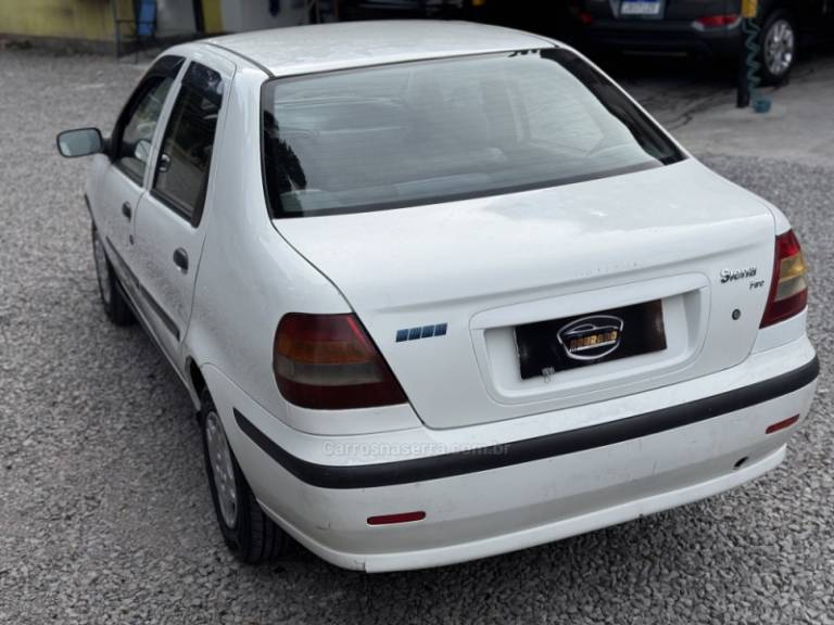 FIAT - SIENA - 2004/2004 - Branca - R$ 15.900,00