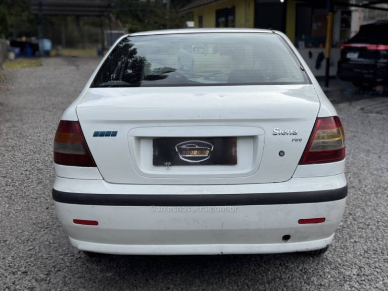 FIAT - SIENA - 2004/2004 - Branca - R$ 15.900,00
