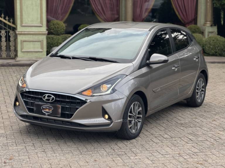 HYUNDAI - HB20 - 2020/2020 - Prata - R$ 85.900,00