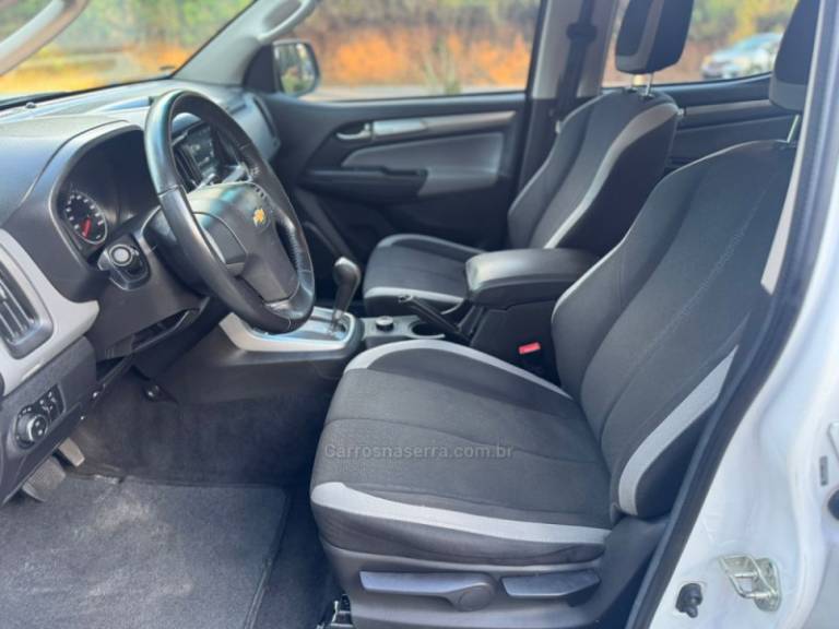 CHEVROLET - S10 - 2019/2020 - Branca - R$ 139.900,00