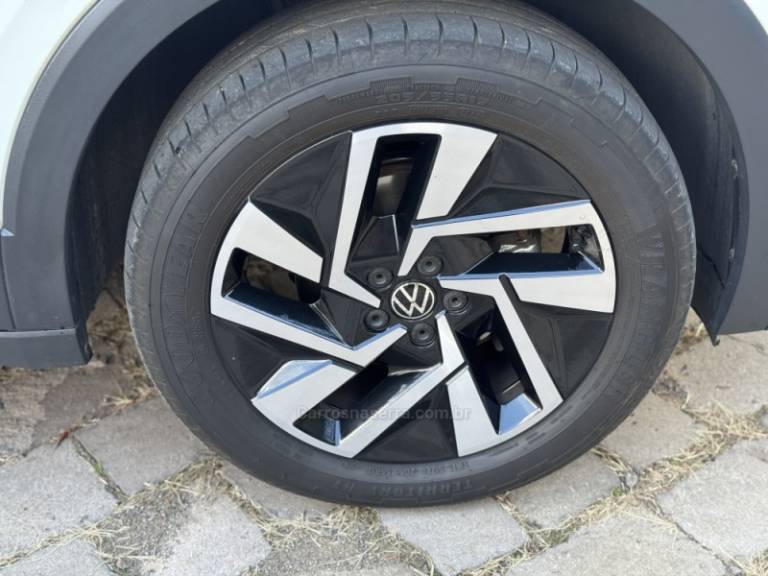 VOLKSWAGEN - T-CROSS - 2024/2025 - Branca - R$ 169.900,00