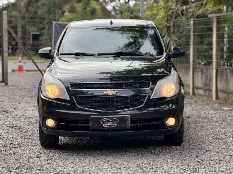 CHEVROLET - AGILE - 2010/2011 - Verde - R$ 36.900,00