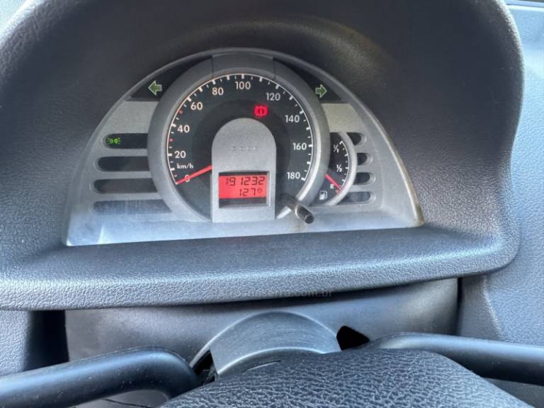 VOLKSWAGEN - GOL - 2006/2007 - Branca - R$ 14.900,00
