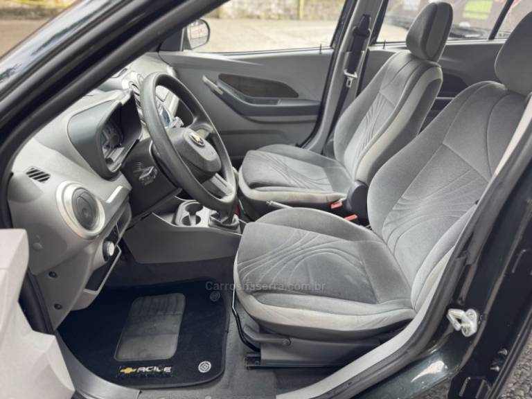 CHEVROLET - AGILE - 2010/2011 - Verde - R$ 36.900,00