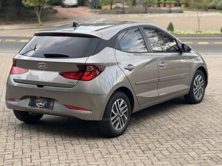 HYUNDAI - HB20 - 2020/2020 - Prata - R$ 85.900,00