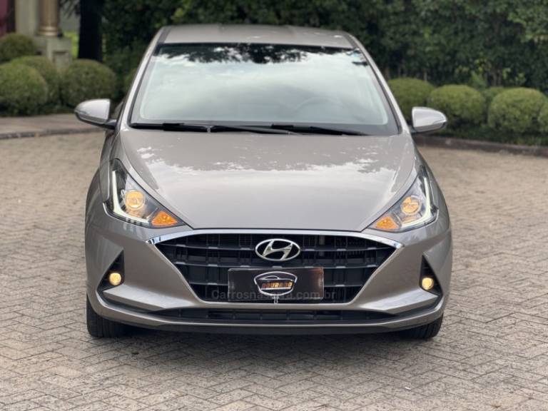 HYUNDAI - HB20 - 2020/2020 - Prata - R$ 85.900,00