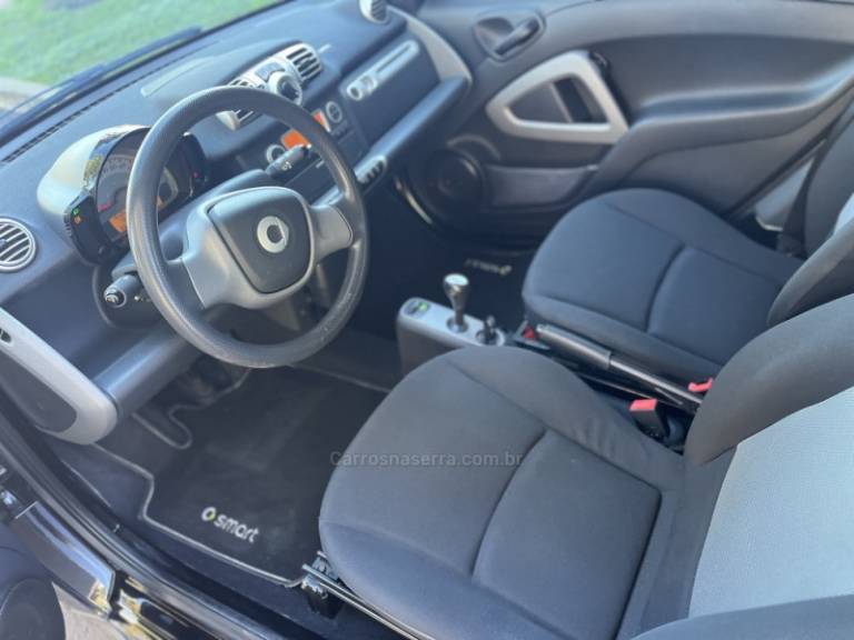 SMART - FORTWO - 2011/2012 - Preta - R$ 56.900,00